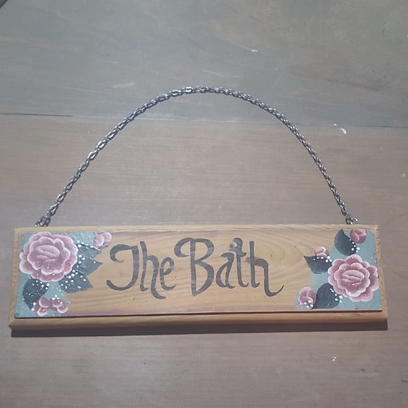 Floral Wooden Bath Sign - Picture 1 of 2